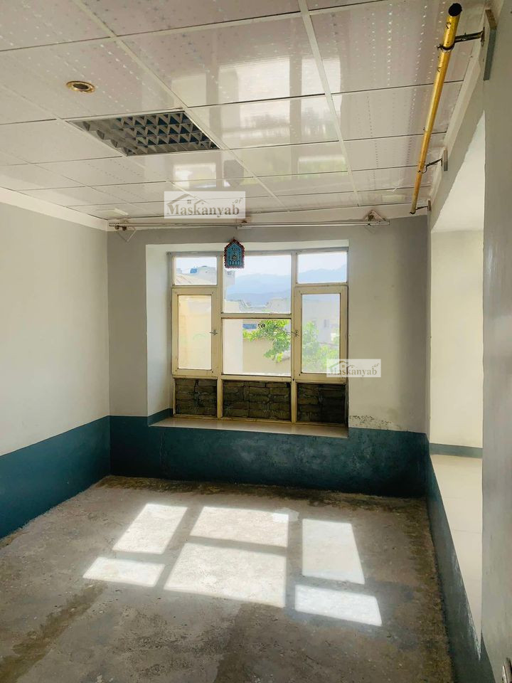 Five-room house for sale in Qamber Square, Kabul