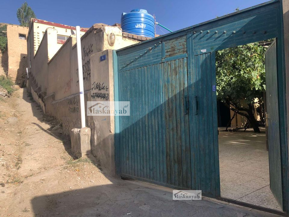 Five-room house for sale in Qamber Square, Kabul