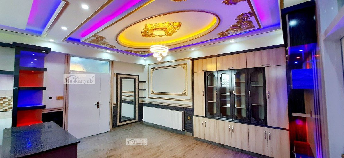 Four-room apartment for sale in front of Salim Karawan Block