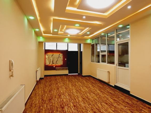 Three-room apartment for rent in front of Salim Karawan Block