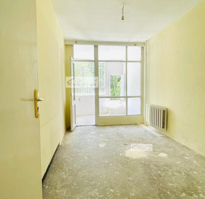 Three-room apartment for sale in First Makroreyan