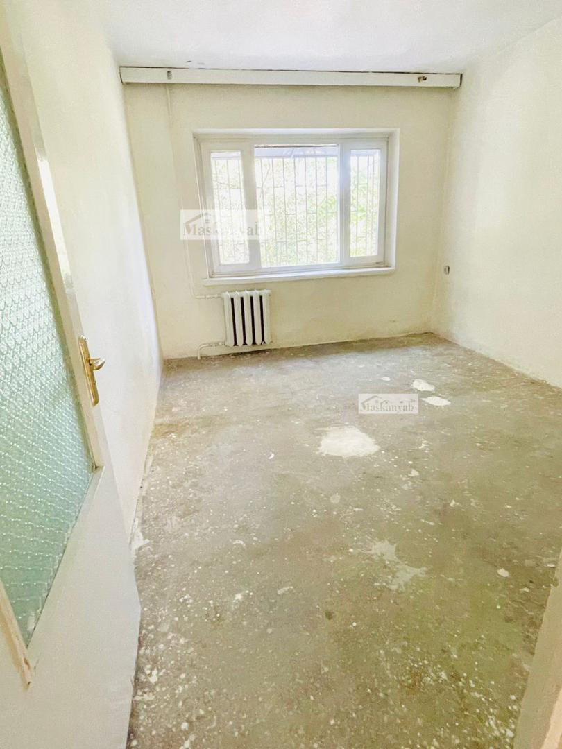 Three-room apartment for sale in First Makroreyan