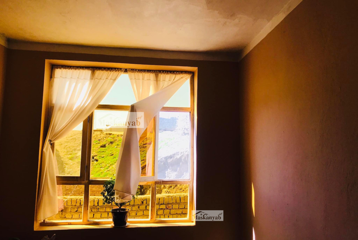 Five-room house for sale in District 11, Kabul