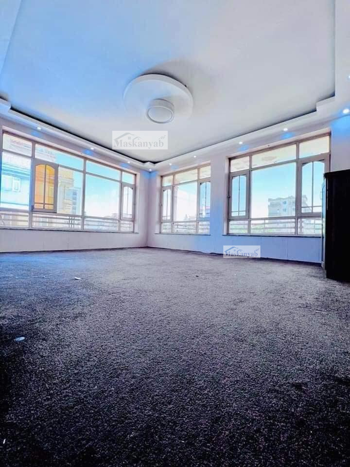 Four-floor building for sale in Taimani Project, Kabul