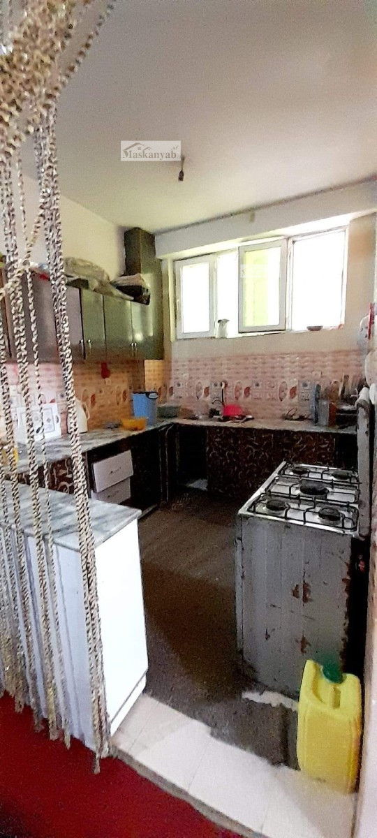 Four-room apartment for sale in Hotel Parwan Road, Kabul