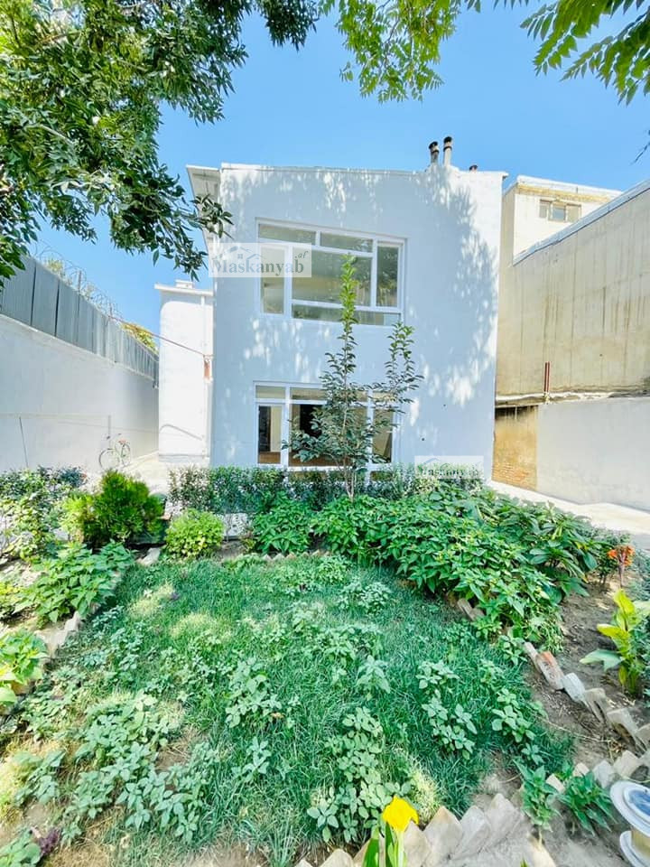 Seven-room house for rent in Shahr-e New, Kabul
