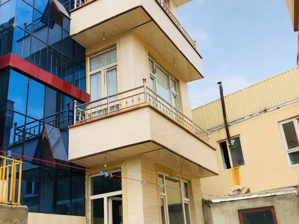 Three-room apartment for rent in Barchi