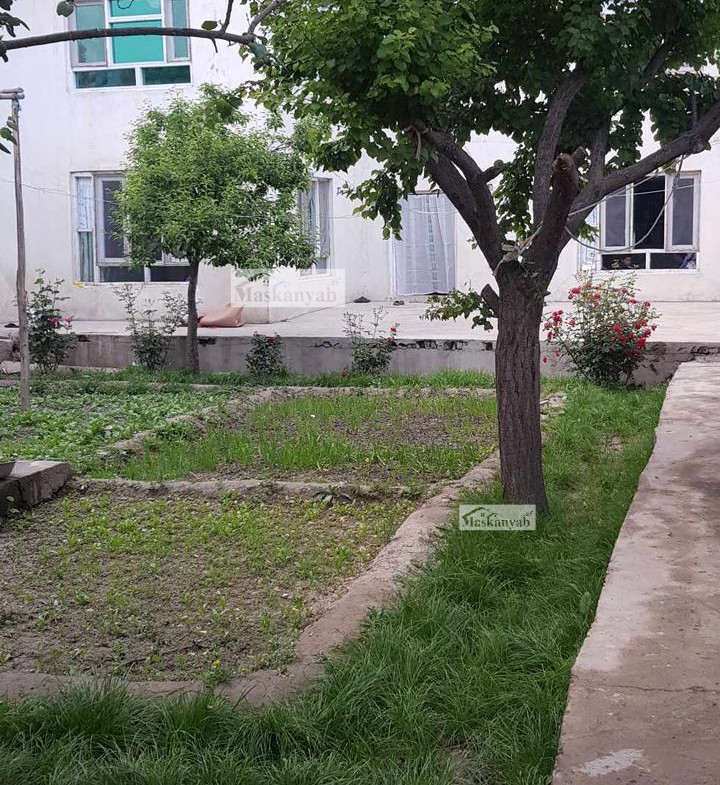 Two-floor house for sale behind the new parliament