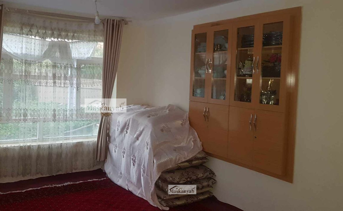 Two-floor house for sale behind the new parliament