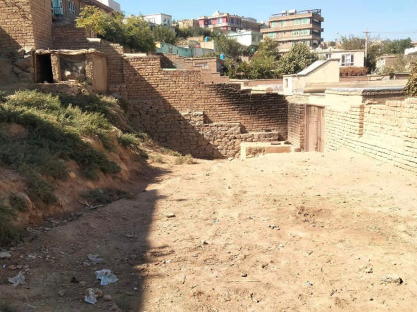 Four-wall land for sale in Karta Naw, Kabul