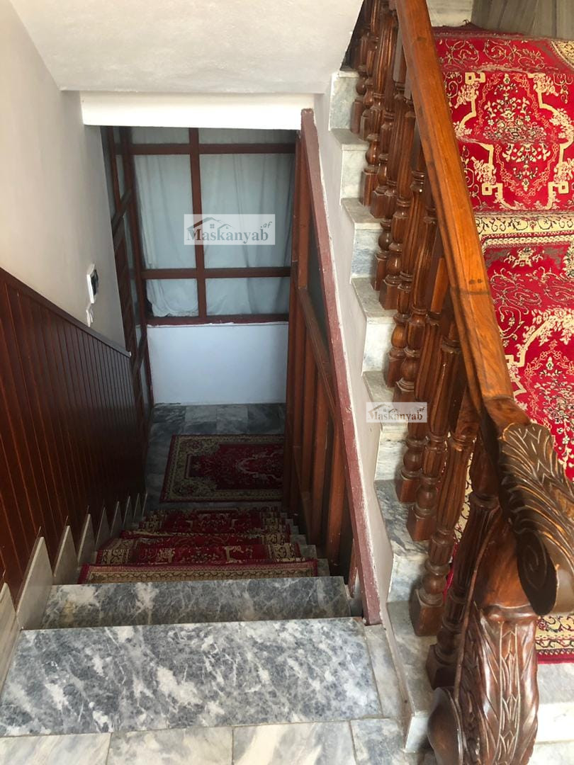Three-floor apartment for sale in district 16, Kabul0