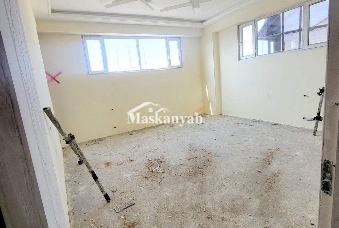 Six-floor building for sale in District 11, Kabul