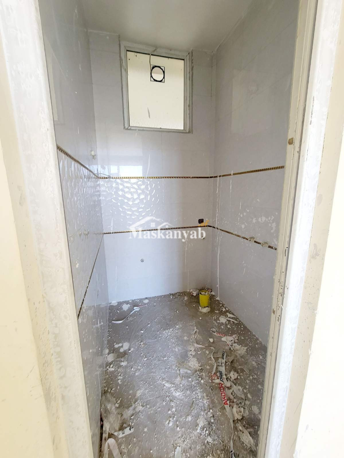 Six-floor building for sale in District 11, Kabul