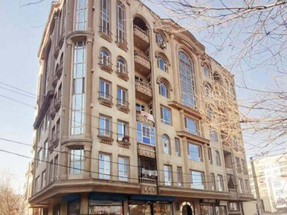 Three-room apartment for sale in Khair Khana, Kabul