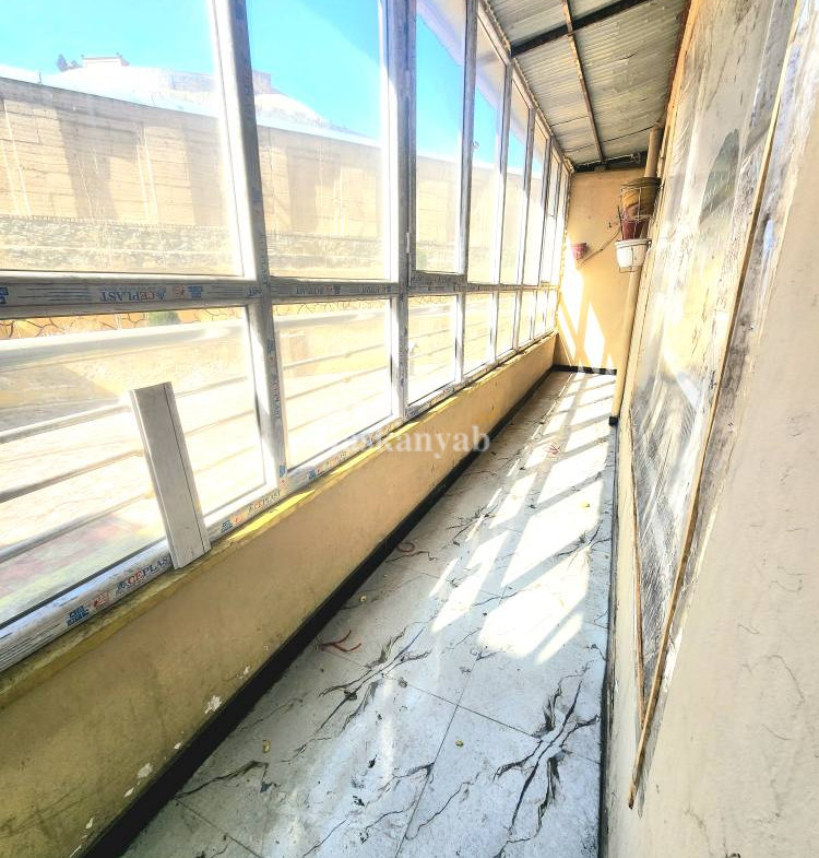 Four-room apartment for rent in Old Taimani, Kabul