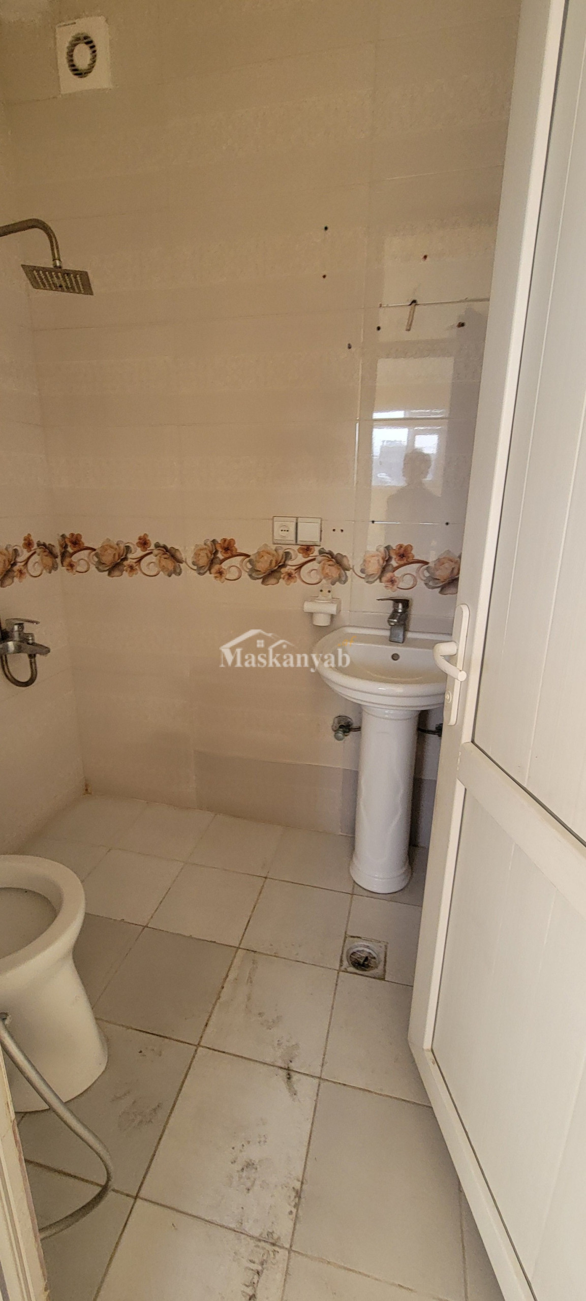 Four-room apartment for rent in Qala-e-Fathullah, Kabul