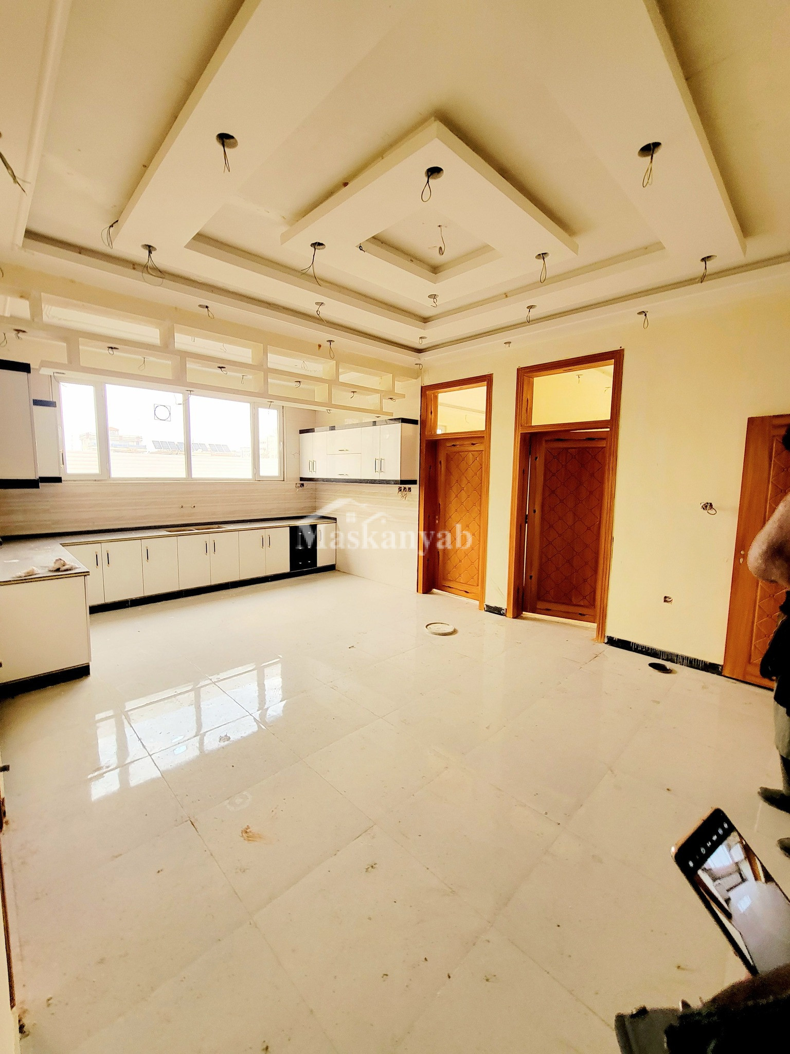Six-floor building for sale in district 11, Kabul (1)