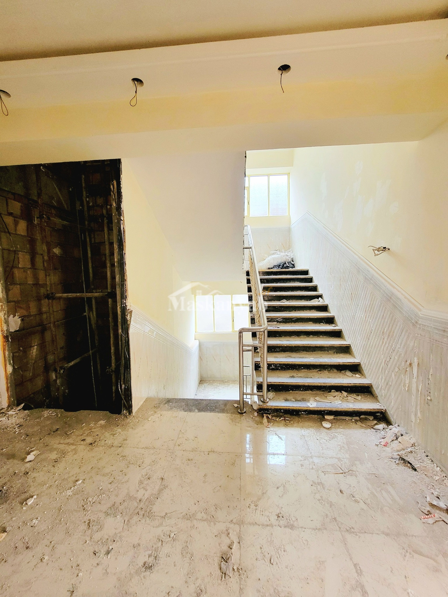 Six-floor building for sale in district 11, Kabul (1)