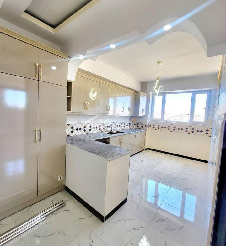 Five-room apartment for sale in Taimani Project, Kabul