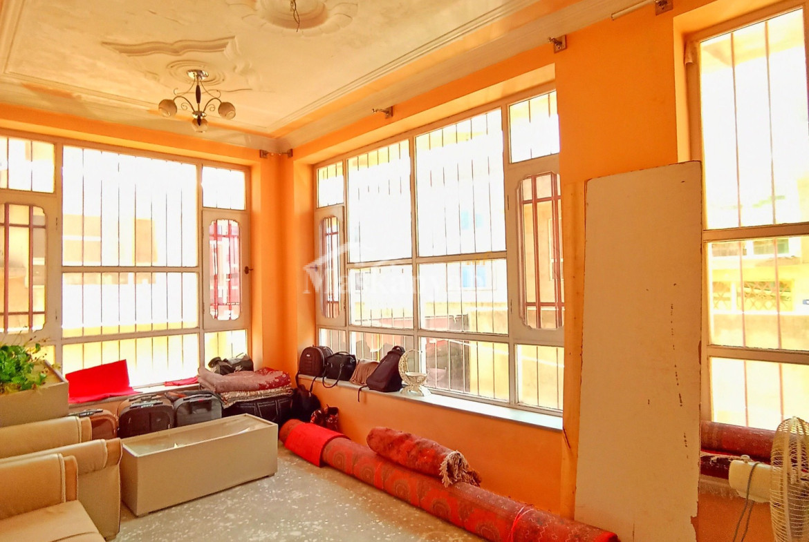 Four-room apartment for rent in District 5, Kabul