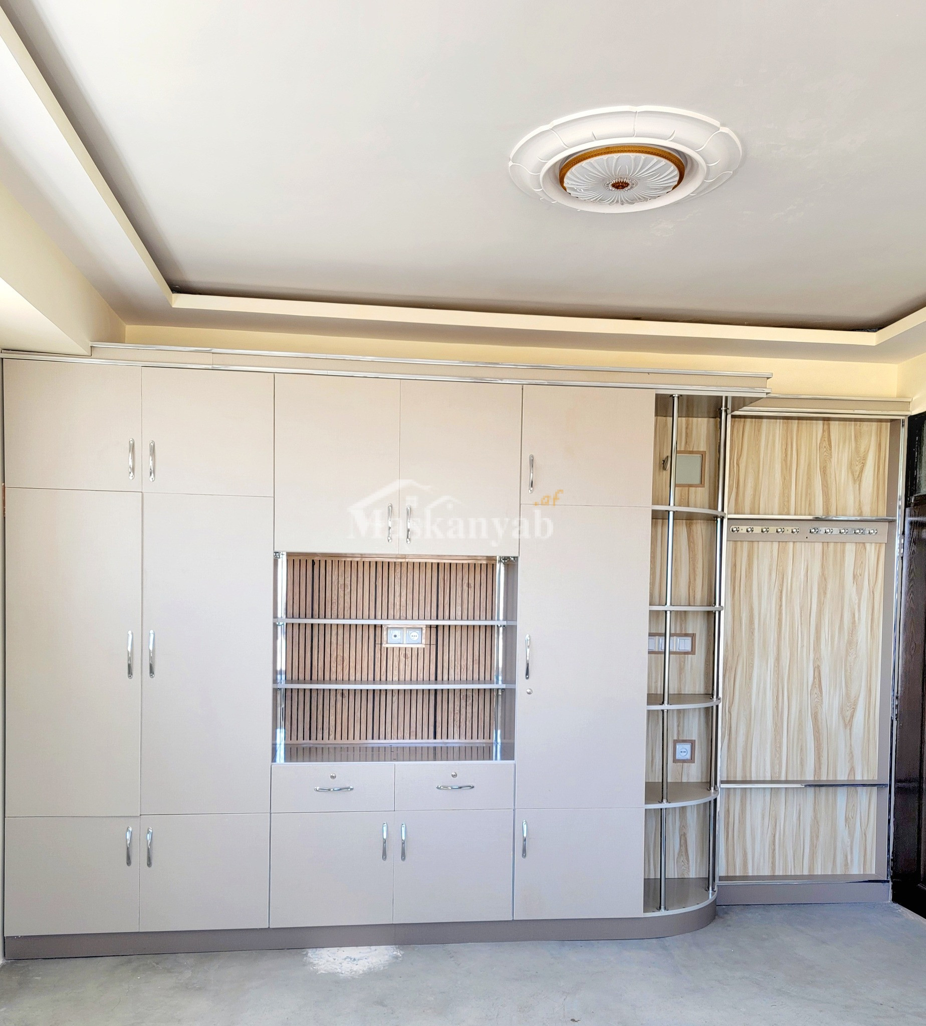 Four-room apartment for sale in Taimani Project, Kabul