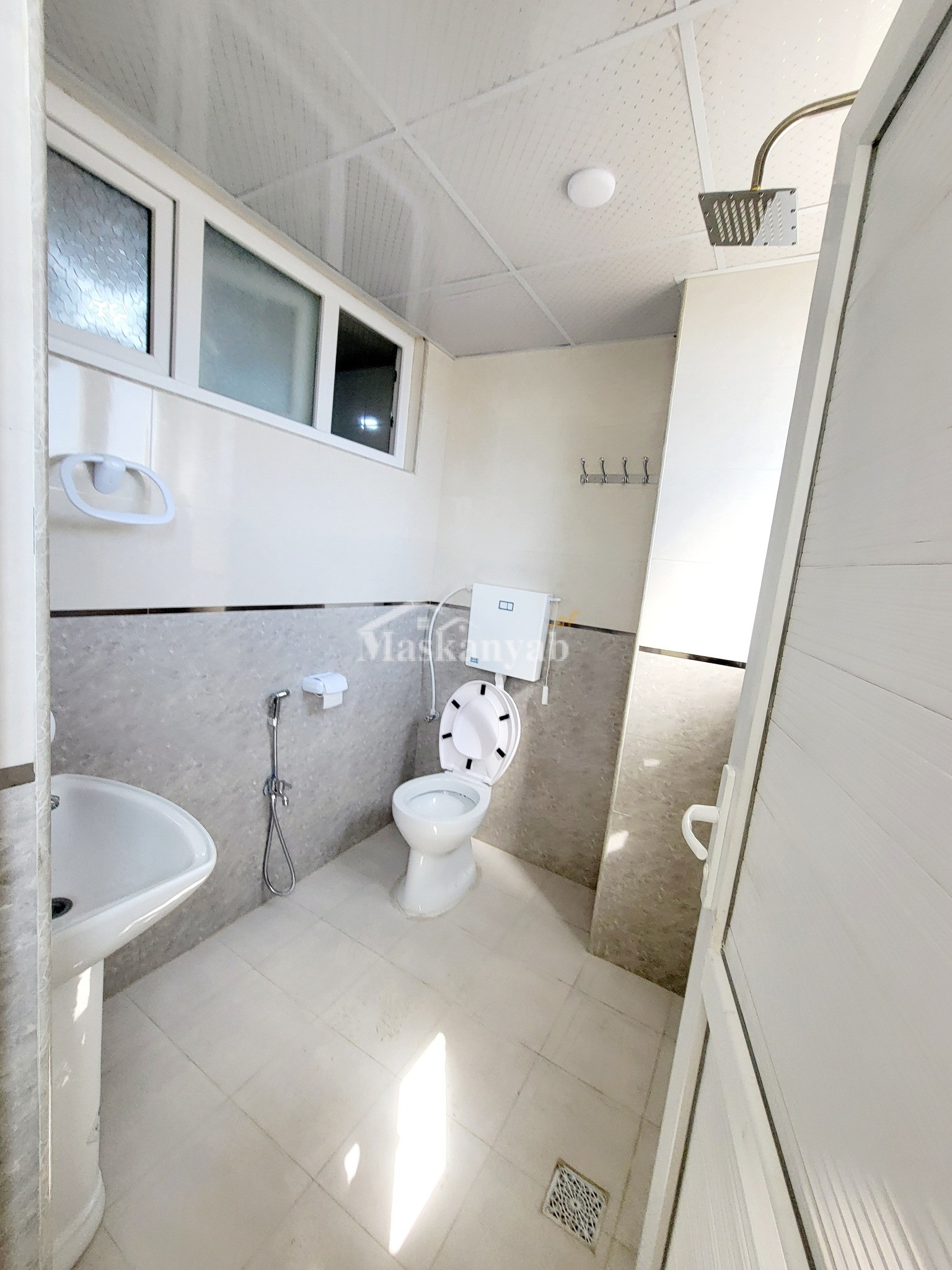 Four-room apartment for sale in Taimani Project, Kabul