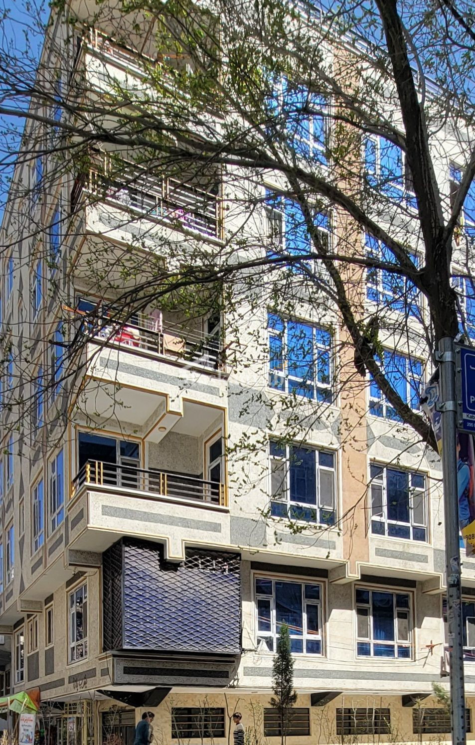 Four-room apartment for sale in 5th street, Taimani Project, Kabul