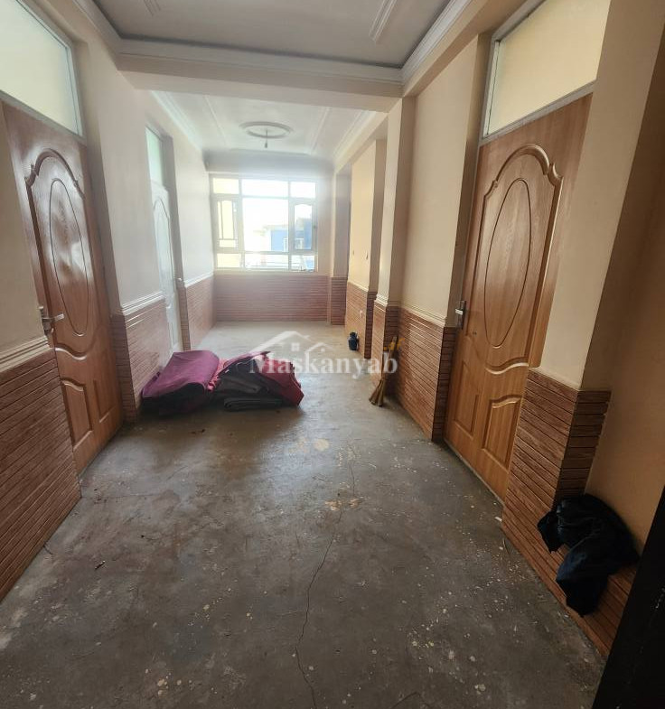 Three-room apartment for rent in District 10, Kabul0