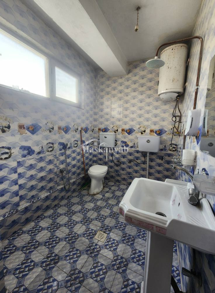 Three-room apartment for rent in District 10, Kabul0