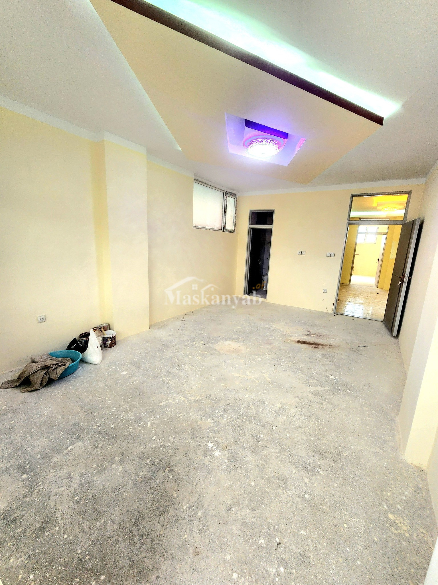 Three-room apartment for sale in 5th street of Taimani Project