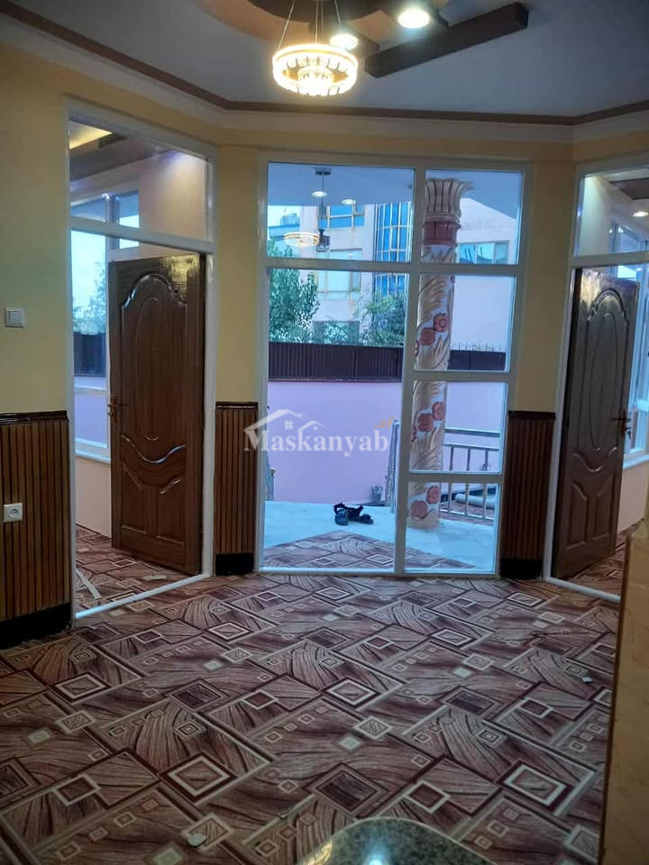 Six-room house for sale in Naw Abad Street, Kabul